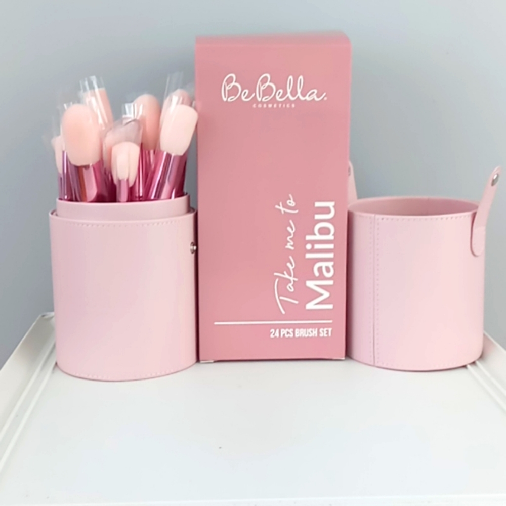 BeBella Take Me To Malibu 24 PCs Brush Set in a Case - Pastel Pink Brush Set